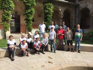 Chantier solidaire peinture et espaces verts avec les Apprentis d’Auteuil à la Côte Saint André